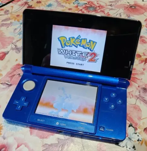 Nintendo 3ds old 64gb