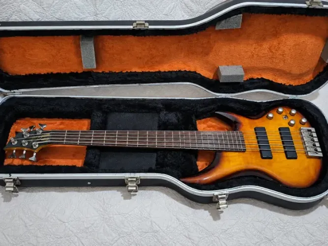 Baixo Cort Curbow 52 5 Cordas + Case Rígido KGB