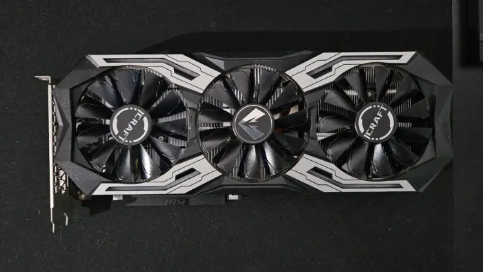 GTX 1660 Super 6gb Icraft Triple fan com iluminação RGB - Usada