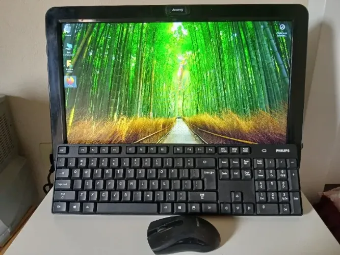 All in One Positivo Master U900 | i3 | 16GB RAM | SSD + HD 500GB + Teclado Sem Fio