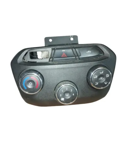 Controle de ar prisma onix prisma 2010