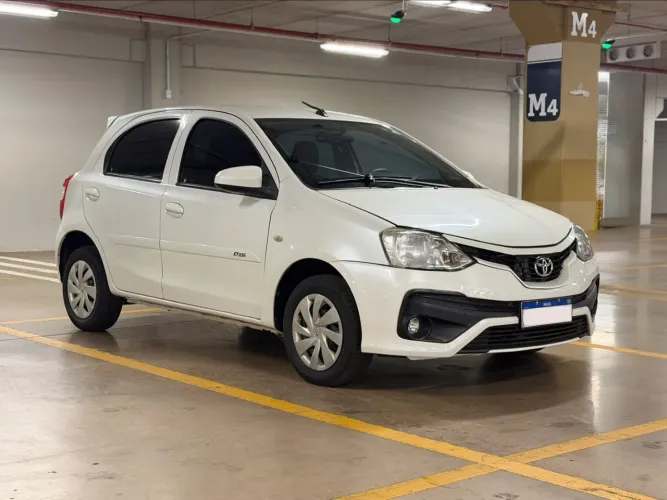 Toyota Etios X 1.3 Flex 16V 5P Mec. 2019
