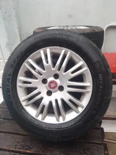 Vende-se rodas aro 15