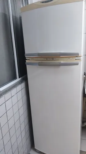 Geladeira Brastemp Frost Free 380 litros gelando perfeitamente entrego