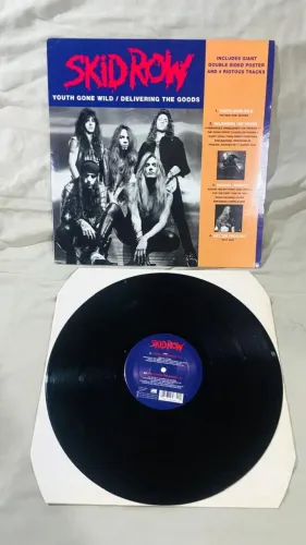 Skid Row - Delivering the Goods EP 45 RPM 12" (disco de vinil)
