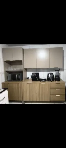Armário de cozinha completo