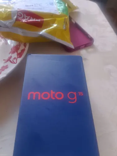 Vendo celular Moto G15 novo na caixa 128gigas de memória
