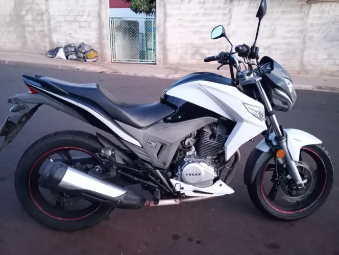 TRAXX JH 250-8 TSS