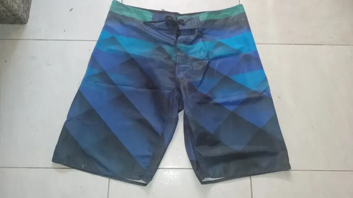Bermuda de Surf Kanui kit com 5 unidades tamanho 46