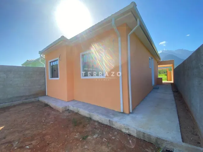 Casa em Condomínio no Cotia, Guapimirim  225m² internos + 95m² externos, Financiamento dis