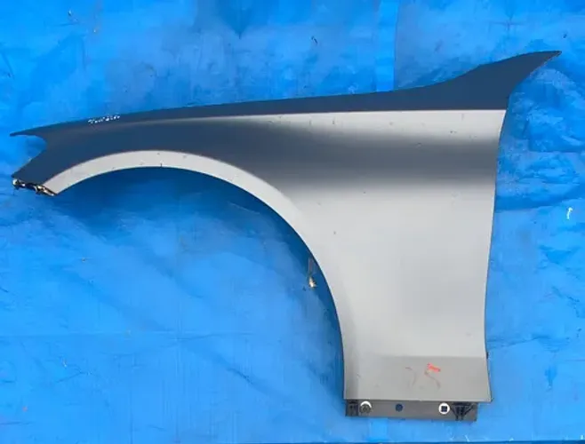 Paralama Esquerdo Mercedes C180 C200 C300 2015 2016 17 2018