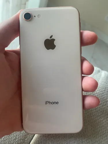 iPhone 8
