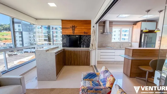 Apartamento com 2 dormitórios à venda, 90 m² por R$ 730.000,00 - Vila Nova - Blumenau/SC
