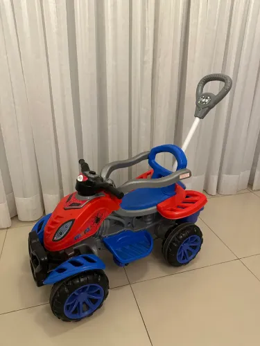 Quadriciclo infantil Spider Maral