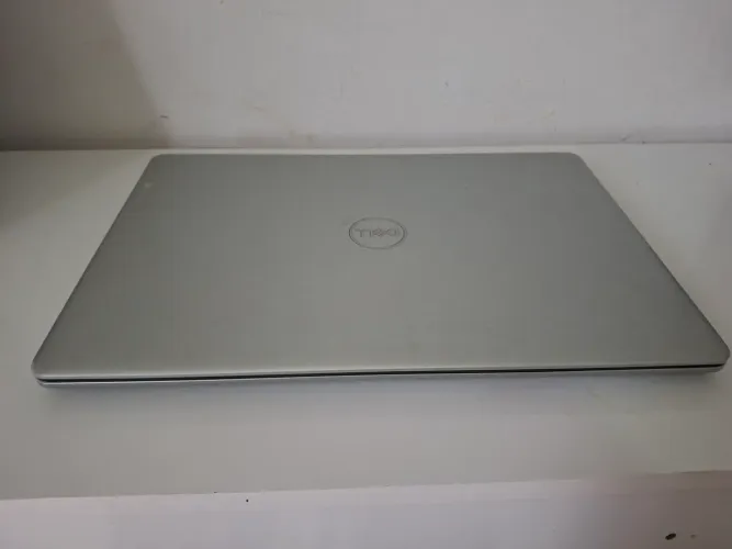 Dell Inspirion 3501 Intel Core I5 4GB _ 256GB geração 10