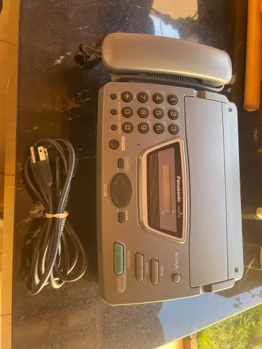 Aparelho de fax Panasonic KX-FT72 zerado