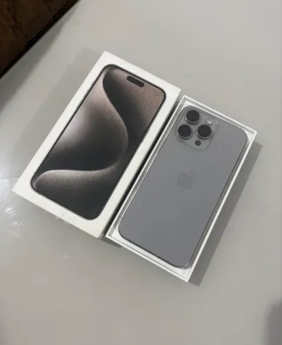 iPhone 15 pro Max 256g 
