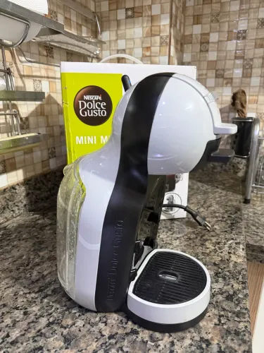 Cafeteira Dolce gusto
