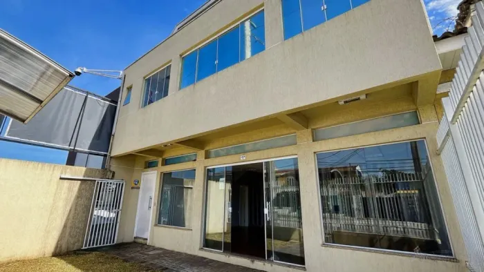 Loja em condomínio para alugar no Xaxim - Schmoeller Imóveis