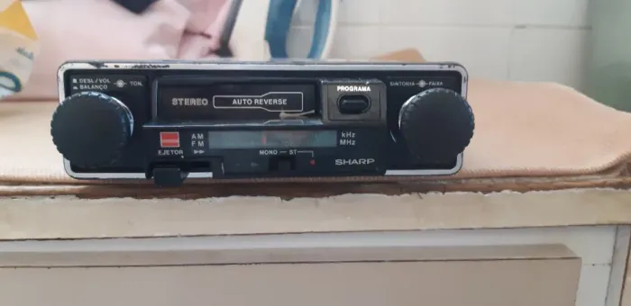 Rádio e Toca Fitas Sharp
