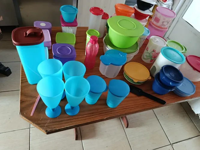 Vendo Tupperware