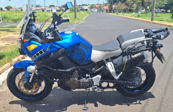 vendo Yamaha XT1200Z SUPER TENERE - 2012 - impequecável
