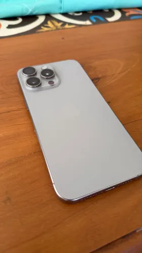 iPhone 15 pro Max 256GB - Troco em Nintendo switch 2