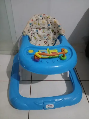 Andador infantil musical