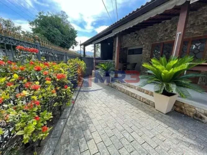 Taquara | Casa 3 quartos, sendo 1 suite