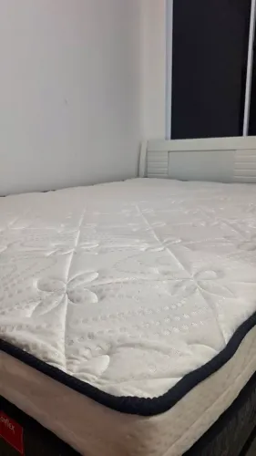 Colchão Casal Reconflex Bless Molas ensacadas, Semi-novo. 