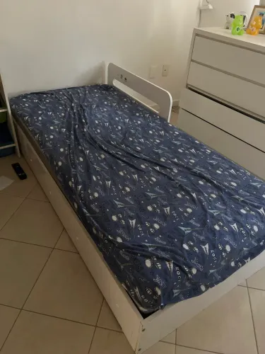 Cama solteiro