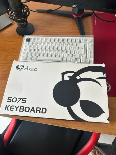 VENDO OU TROCO TECLADO AKKO 5075b Plus v2