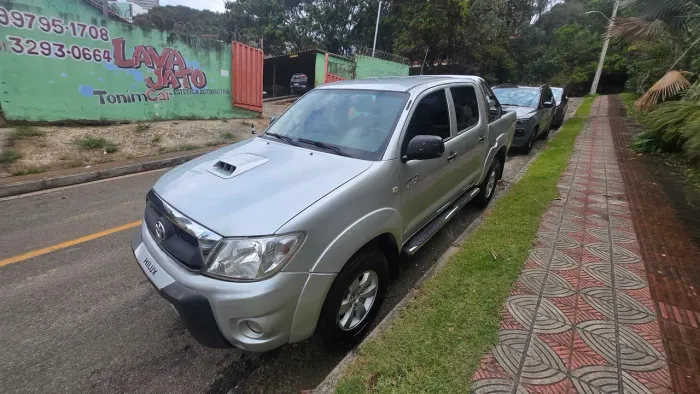 Toyota Hilux CD SR D4-d 4X4 3.0 TDI Dies. 2011