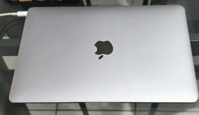 Macbook A1534 2017 Intel core i5