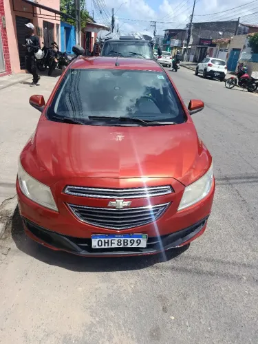 Chevrolet Onix Hatch LT 1.0 8V Flex Power Mec. 4P 2013