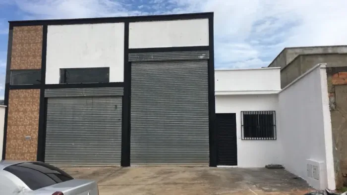 Galpão Comercial Prox. Aeroporto 280 m2