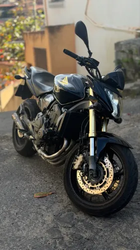 Honda Hornet 600 2009 Preta - IPVA Pago