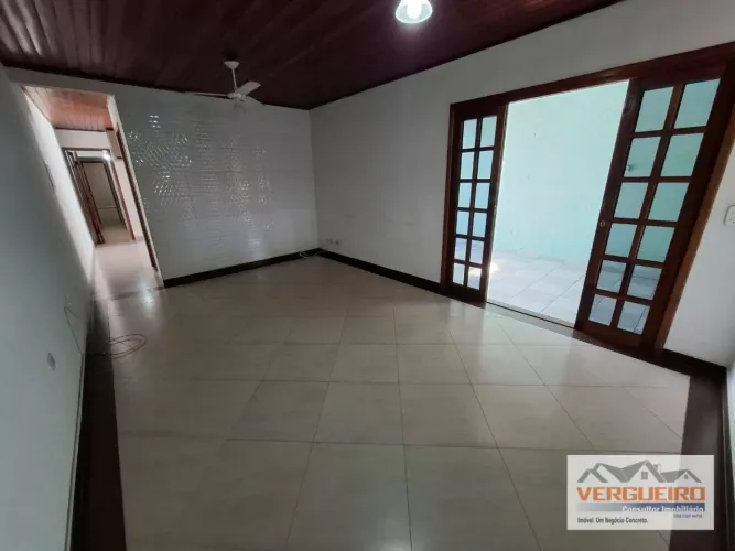 Casa com 3 dormitórios para alugar, 118 m² - Parque Industrial - São José dos Campos/SP