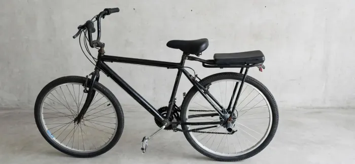 Bicicleta aro 26 de macha pega é anda