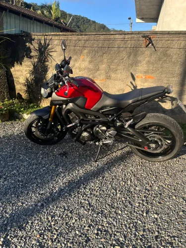 Yamaha MT09 2018 único dono ( Aceito proposta )
