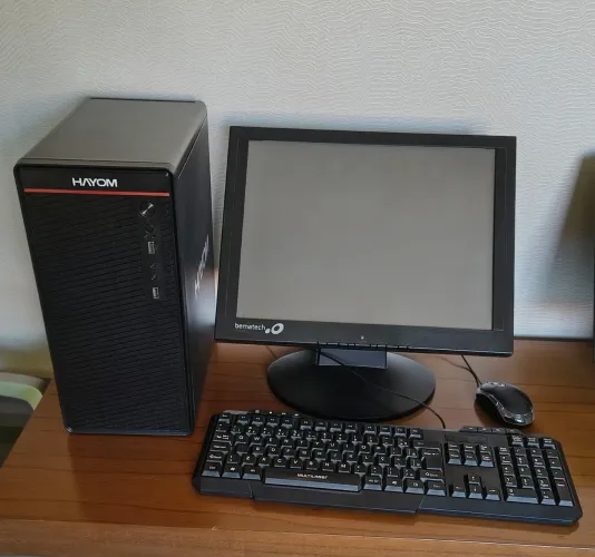 Computador com Monitor Touch Screen