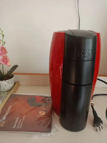 Cafeteira eletrônica três corações pouquíssimo usada em excelente estado