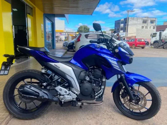 MOTO FAZER ORIGINAL