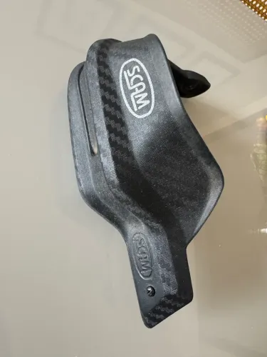 Protetor punho nx500 honda scam direito