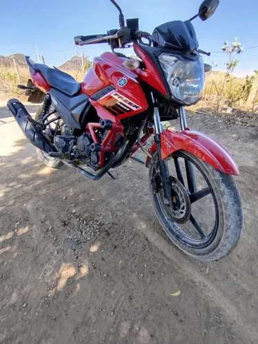 Vendo moto pra roça