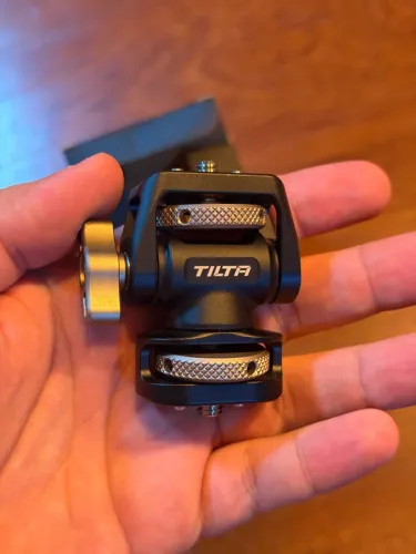 Suporte de monitor e câmera - Tilta TA-AMB3-B