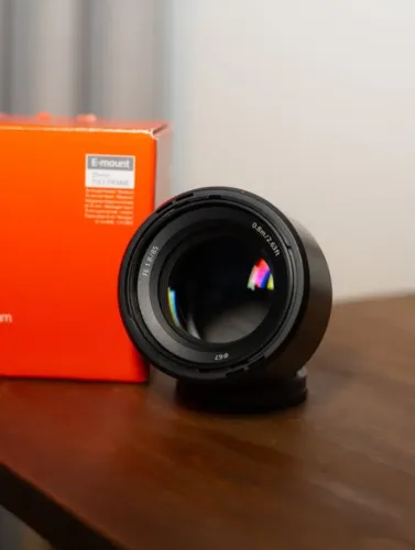 Lente Sony 85mm 1.8 FE | Perfeita para Retrato | Estado de Nova