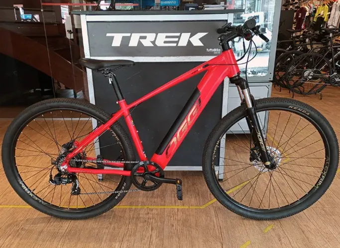 Bicicleta usada Oggi E-Bike Big Wheel 8.0 (tamanho M) 