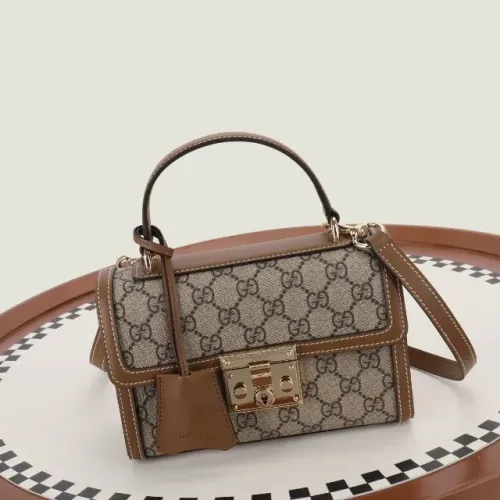 Bolsa Gucci Padlock GG Marrom com Alça