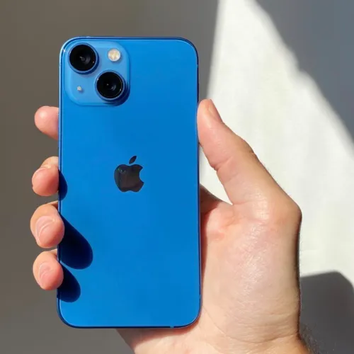 iPhone 13 - 256 GB